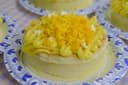 Bánh bông lan trứng muối